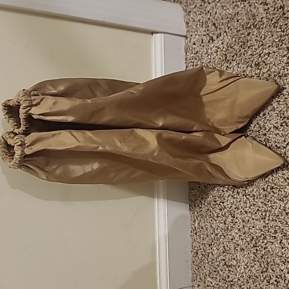 Nylon Pointed Clipped Wedge Boots - Nude